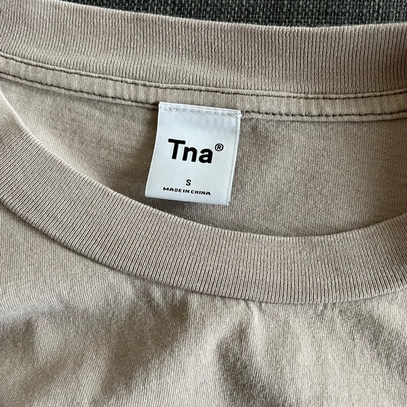 Aritzia cropped longsleeve small - Picture 2 of 2